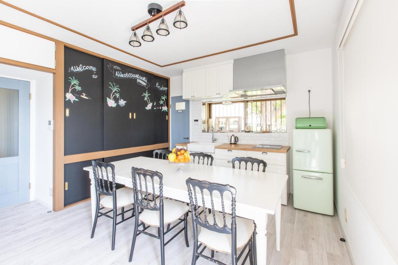 West Coast Villa Shirahama Exterior photo